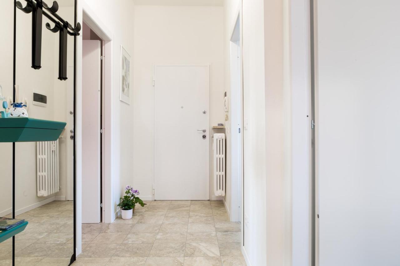 Railway Station Lovely Apartment *