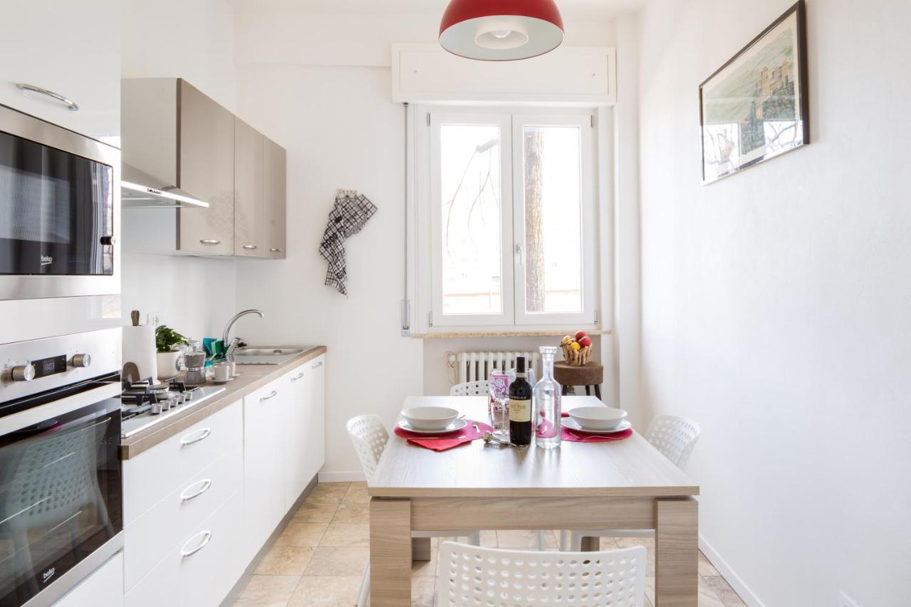 Railway Station Lovely Apartment *